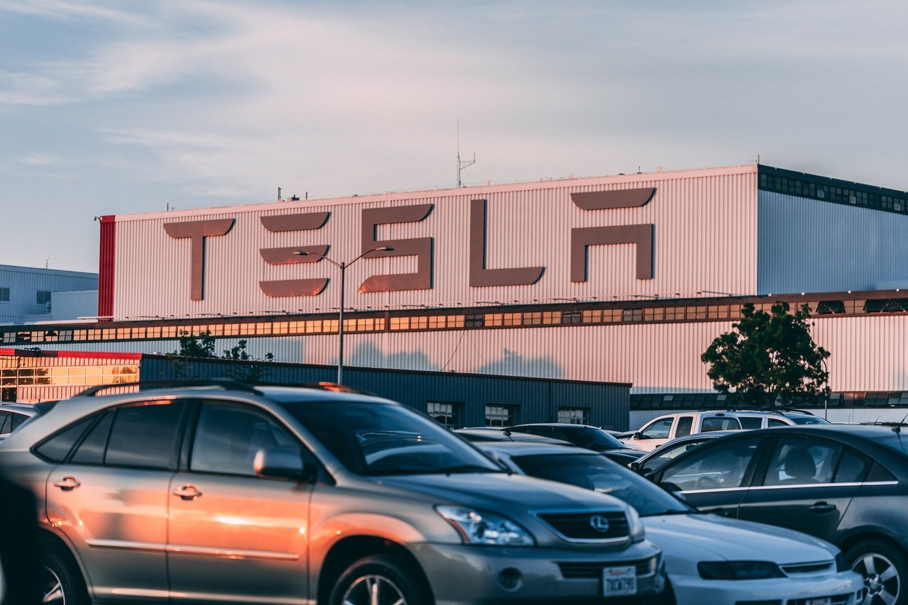 Jobs at Tesla Start a Career in One of the Most Technological Companies in the World