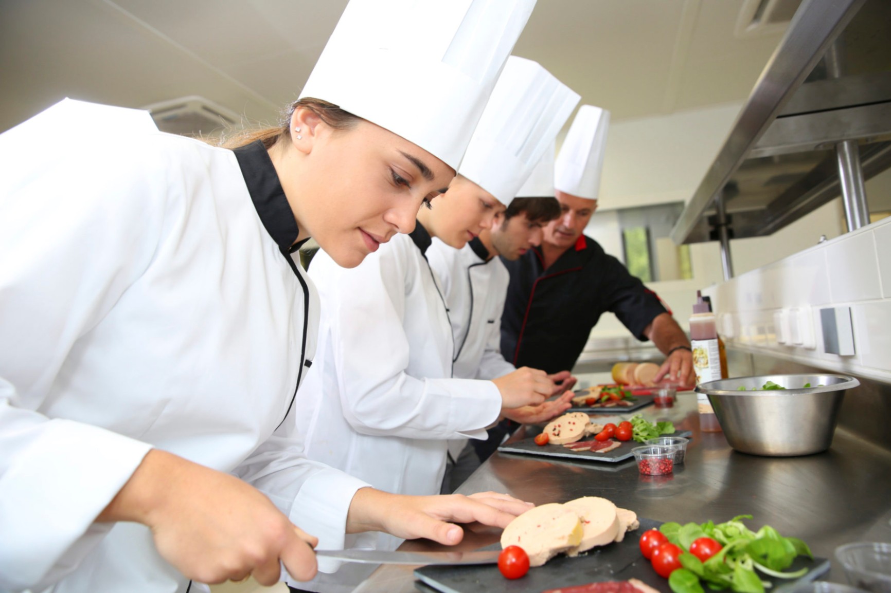 Find Out How to Apply for Food Prep Jobs