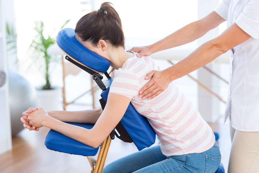 How to Work as a Physiotherapist Assistant