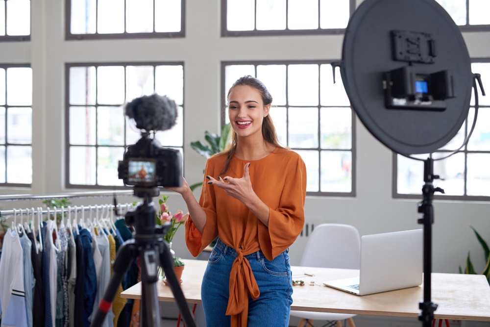 Social Media Influencer Jobs - Everything There Is to Know