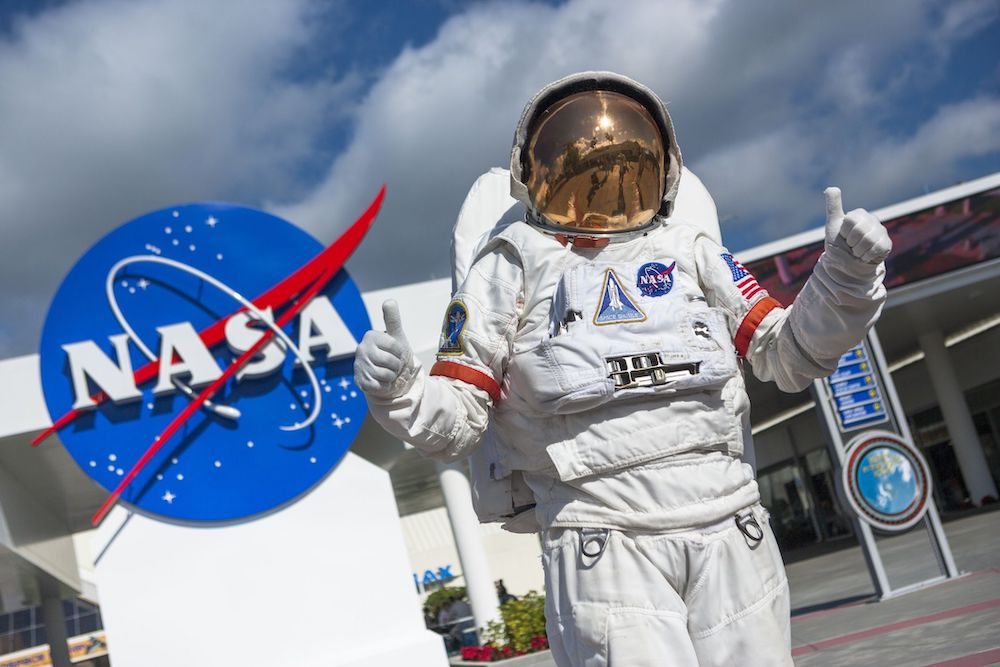 See How Life Is For Those Who Work At NASA