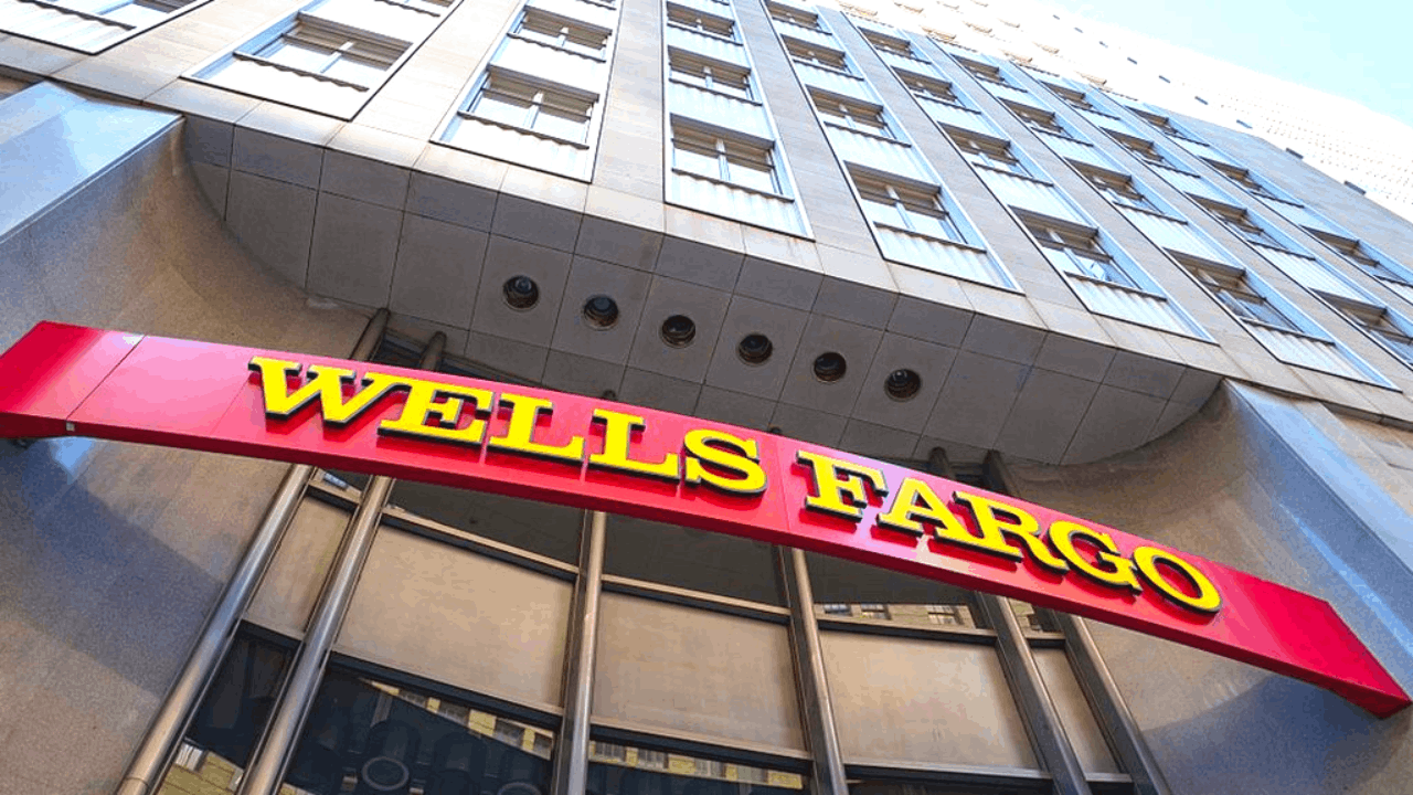 Learn How to Get a Job at Wells Fargo