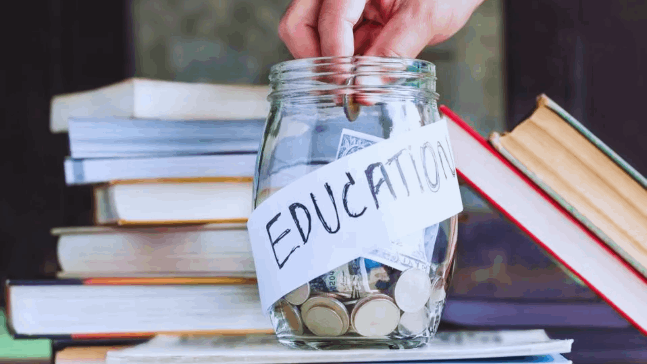 Weighing the Upsides and Downsides of 529 Plans